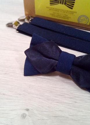 Эксклюзивный галстук - бабочка в темно- синем цвете