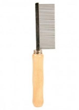 Trixie расческа металлическая с деревянной ручкой средний зуб