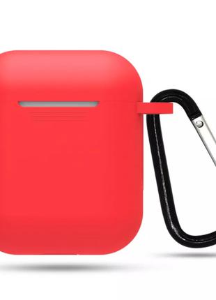Силиконовый чехол для наушников Apple Airpods Красный