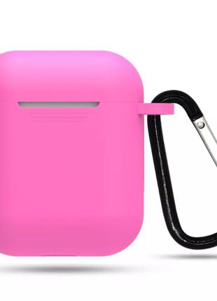Силиконовый чехол для наушников Apple Airpods Розовый с карабином