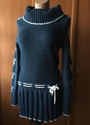 Тёплое вязаное платье s/m-ка