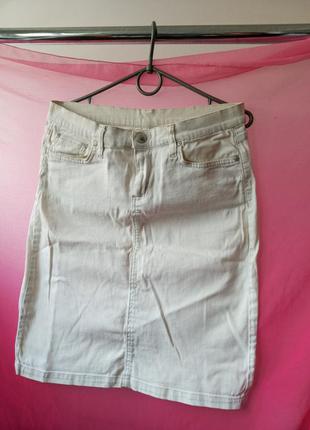 Белая джинсовая юбка