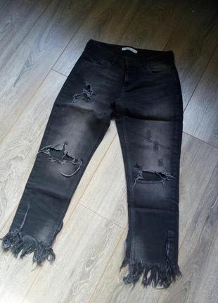 Крутые серые рваные джинсы мом бойфренды бахрома высокая талия...