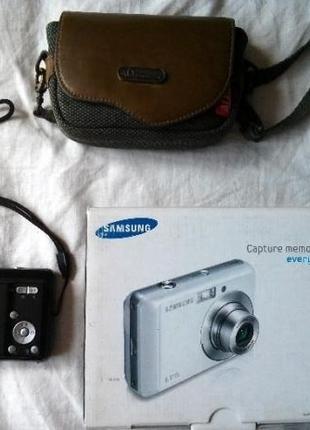 Цифровой фотоаппарат Samsung ES10 сумочка-чехол + карта памяти...