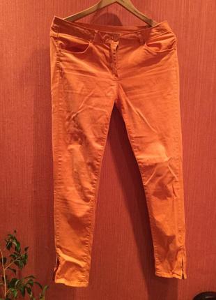Стильные оранжевые штанишки с молниями по бокам