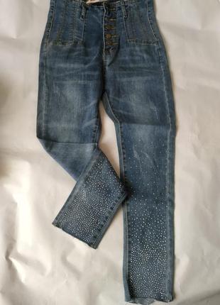 Жіночі джинси, розмір s