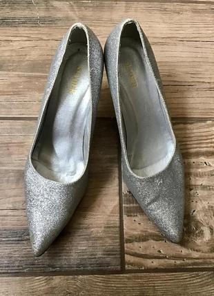 Срібні туфлі серебряные блестящие