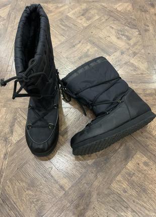 Зимові чоботи, дутики на шнурівці, розмір 39-40