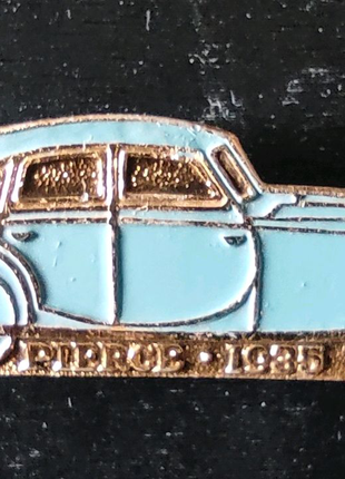 Значек Pierce 1935, Автомобиль США