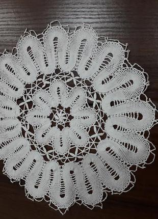 Салфетка брюггское кружево хлопок плетение винтаж для интерьера