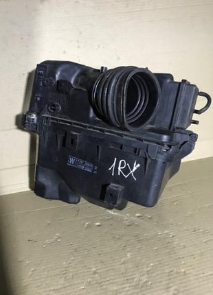 Корпус повітряного фільтра Lexus Rx XU30 3.0 1MZ-FE 2007 (б/у)