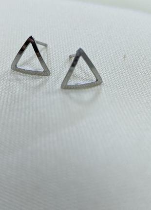 Сережки пусети трикутники біжутерія