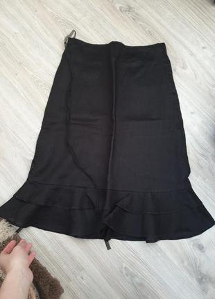Черная юбка с воланами элегантная классика