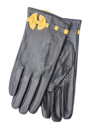 Женские кожаные перчатки с ярким бантиком