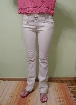 Білі джинси