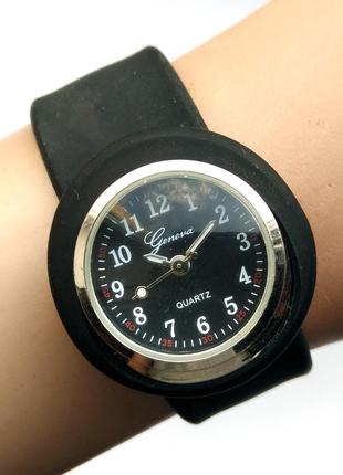 Geneva часы из сша с ремешком slap на любую руку мех. japan sii