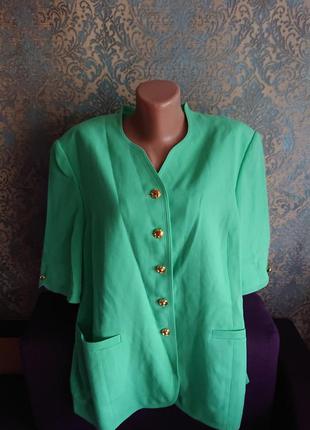 Базовый красивый нежно зеленый пиджак жакет блейзер большой ра...