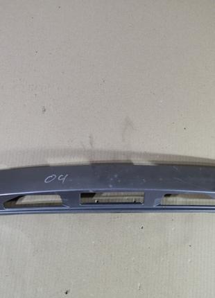 Накладка кришки багажника під ручку Mazda 6 GG 2.0 RF5 2002 (б/у)