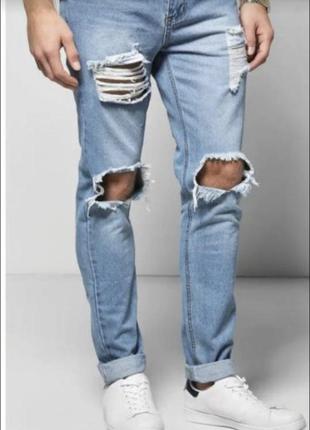 Мужские зауженные джинсы с рваными коленями