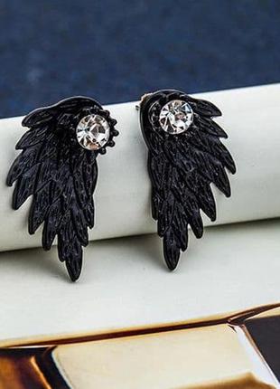 Необычайные серьги джекеты крылья ангела с кристаллом чёрные, ...