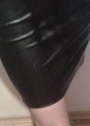 Стильная черная юбка с искусственной кожи, размер S, новая