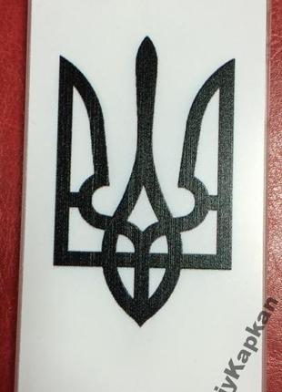 Чехол для iPhone 5 5s se бампер накладка Герб Украины PARADIS