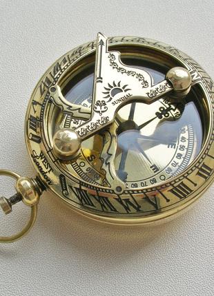 Карманный компас с солнечными часами West London. Новый