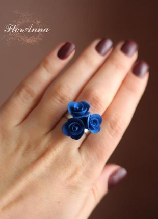 Кольцо ручной работы "синие розы"