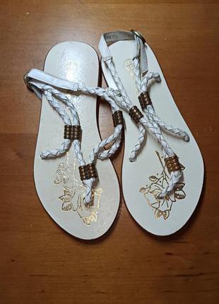 Белые босоножки сандалии из натуральной кожи для девочки