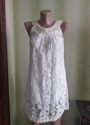 Нежное белое платье