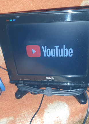 TV mini Vitek Авто-мобильный 12V/220V