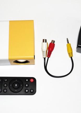 Мини проектор портативный мультимедийный Led Projector YG300
