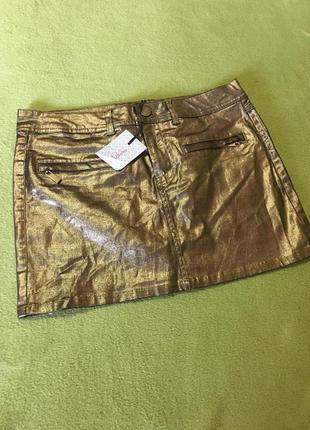 Шикарная золотистая фирменная юбка с напылением kira plastinina