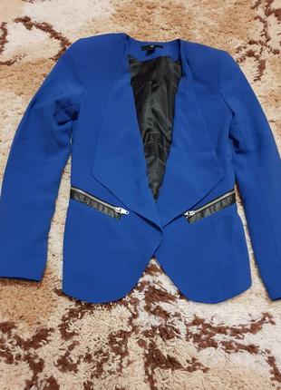 Красивый синий пиджак h&m