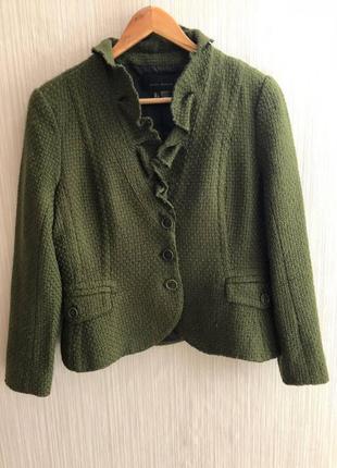 Теплый зеленый пиджачек zara, как новый