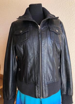 Кожаная куртка черная с резинками от бренда gipsy