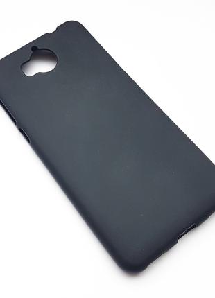 Накладка силиконовая для Huawei Y3 2017 черного цвета