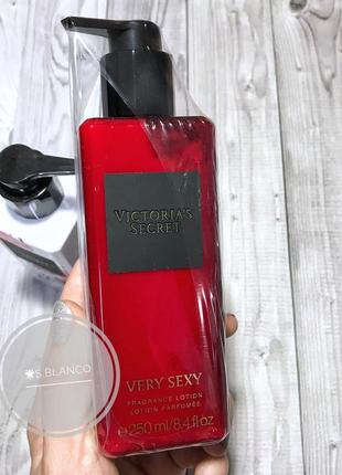 Лосьон very sexy от victoria’s secret.