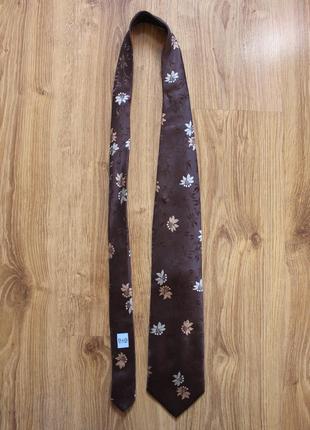 Очень красивый шелковый галстук в цветы модный бренд италия do...