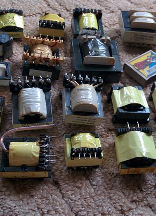 Різні трансформатори та дроселі від імпульсних БЖ для саморобок.