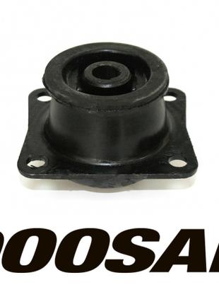 Подушка двигателя для спецтехники Doosan