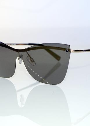 Солнцезащитные очки INVU T1011B