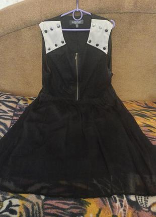 Платье легкое черного цвета