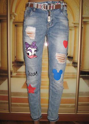 Женские рваные джинсы с принтом S 42 размер