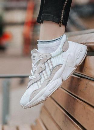 Рефлективные, крутые, лёгкие кроссовки adidas ozweego