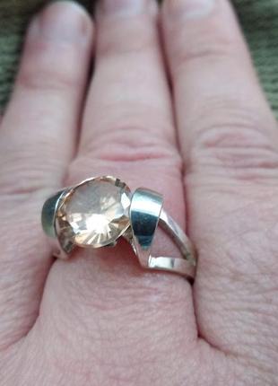 Серебрянное кольцо размер 19