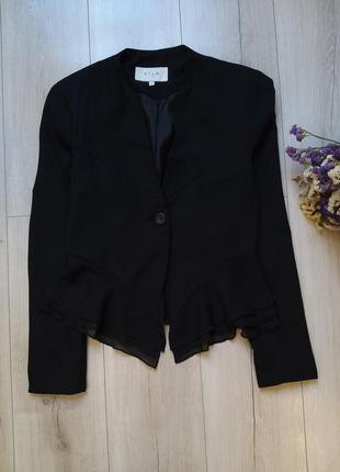 Обалденный черный пиджак с красивым низом