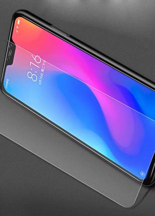 Защитное неполноразмерное стекло для Xiaomi Mi8 lite