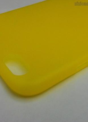 Чехол пластиковый тонкий Epik для Apple Iphone 6 / 6s (жёлтый)