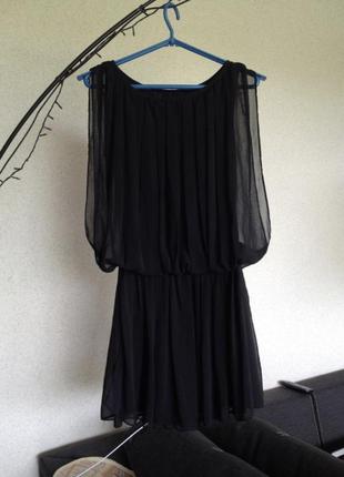 Черное шифоновое платье